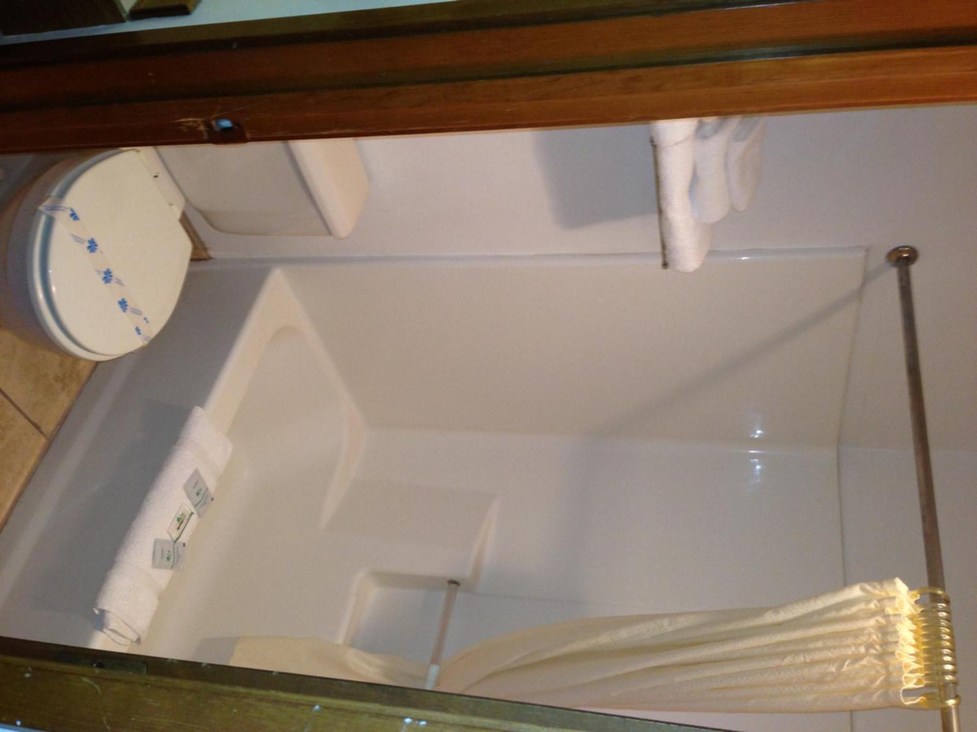 Bay City Inn Белингам Екстериор снимка